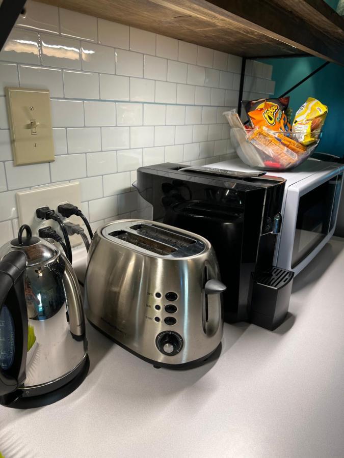 Cozy Loft With Parking And Private Patio W/ Grill Apartment Уилмингтън Екстериор снимка
